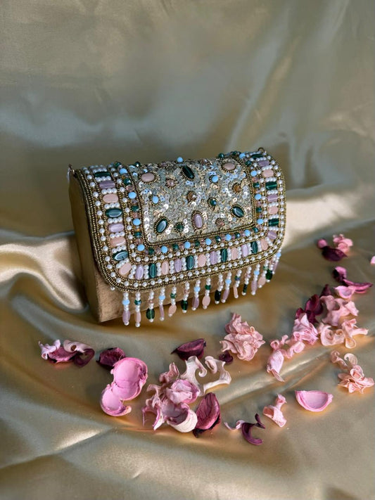 Nysa Embellished Golden